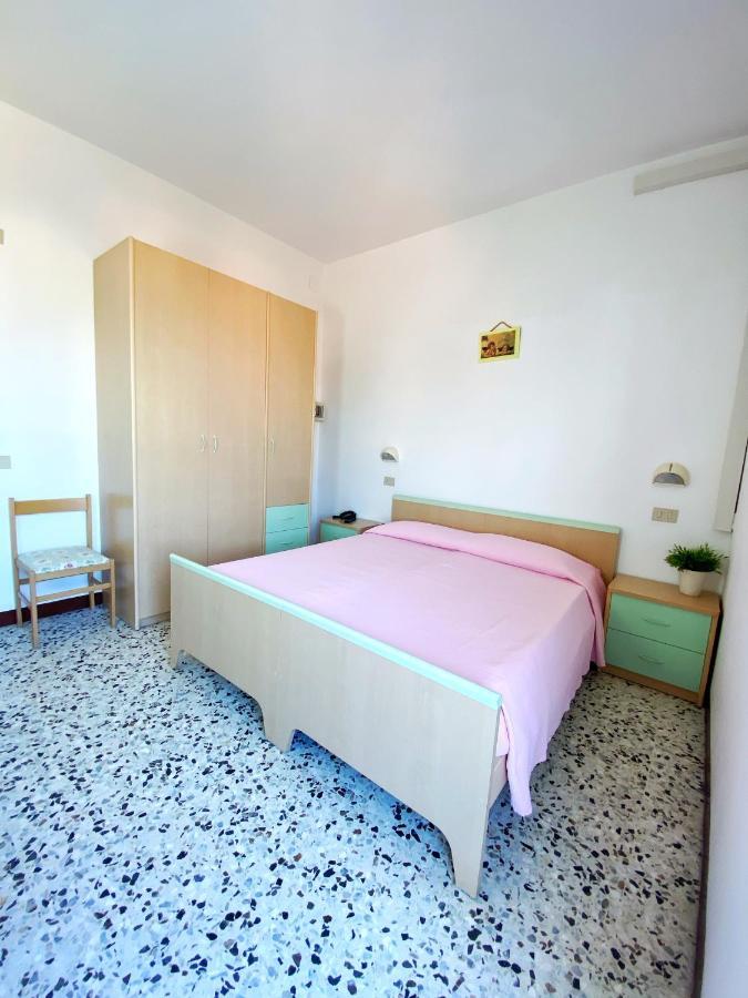 Hotel Dinarica Маротта Экстерьер фото