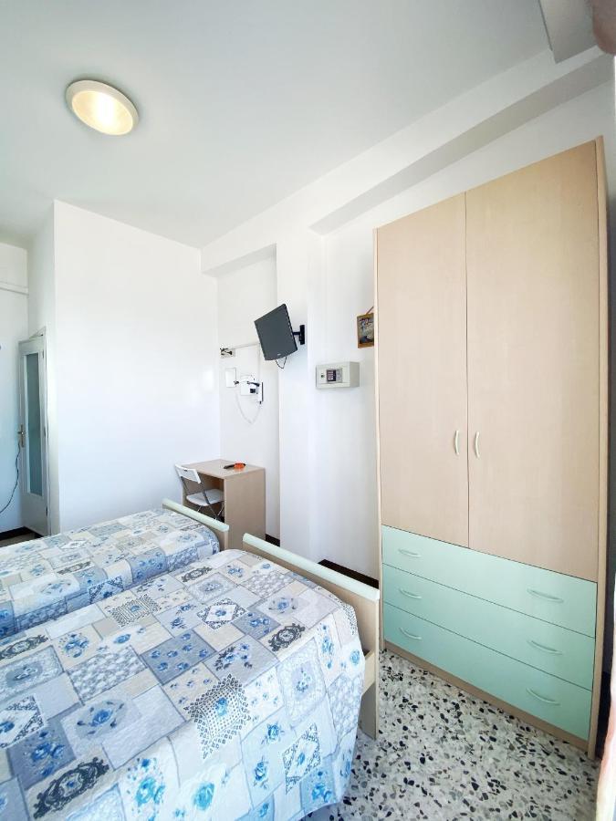 Hotel Dinarica Маротта Экстерьер фото