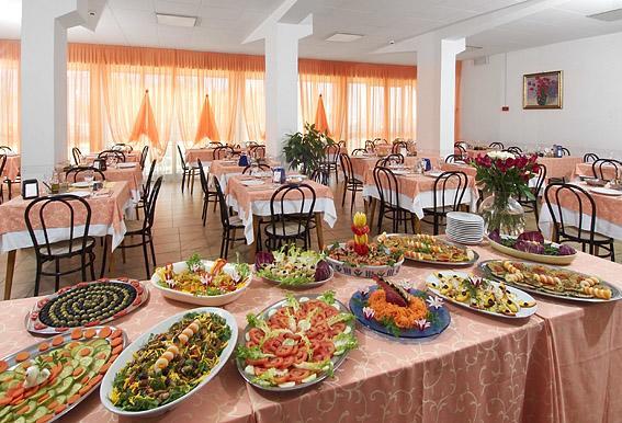 Hotel Dinarica Маротта Экстерьер фото